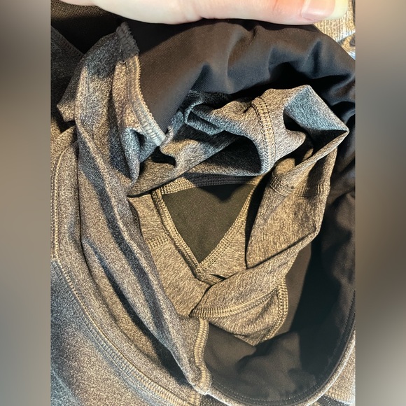 Lululemon Run Around Tight (RARE) - Picture 12 of 15